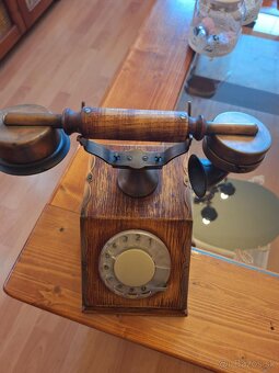 Stary telefon - 2
