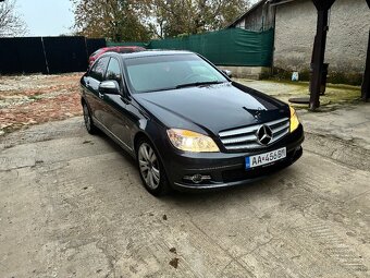 Mercedes-Benz - 2