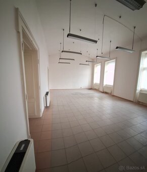 Hlavná ulica 250 m2 na 1.podlaží - 2