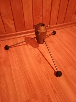 Stojan pod vianočný stromček. - 2