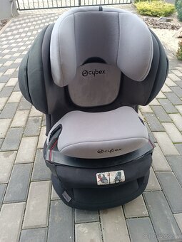 Cybex juno fix - 2