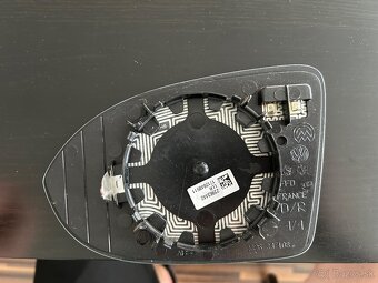 Sklíčko zrkadla Volkwagen Arteon , Passat B8 - 2