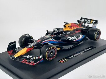 1:18 - Red Bull RB19 #1 / Verstappen (2023) - Bburago - 1:18 - 2