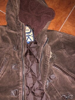 zimna bunda, na 4r, Okaidi - 2