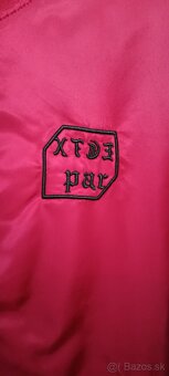 Červená prechodná bunda - 2