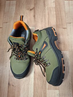 Pracovná obuv...topanky - 2