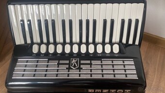 Akordeon Hohner 96 bas - 2