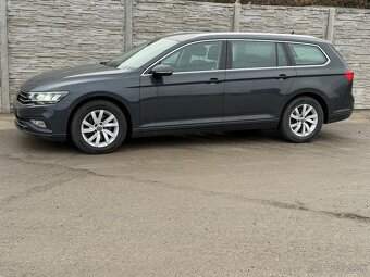 VW Passat combi EVO 2021 a dvojliter TDI - 2