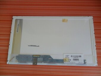 predám LED display 15,6 40pin , z notebooku Toshiba - 2