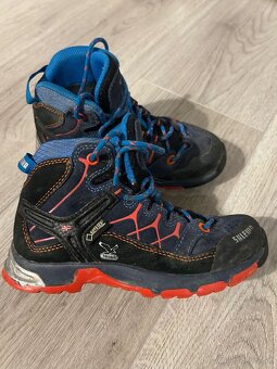ZNIZENA CENA / Detske Salewa Gore tex, veľkosť 30, cena 25 - 2