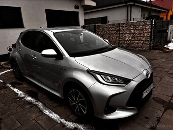 Yaris - 2