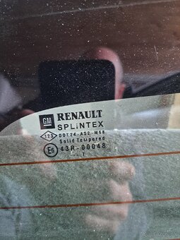 Predam Renault traffic zadne lave okno - 2