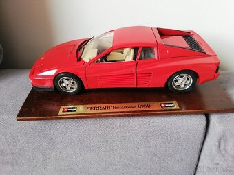 1:18 FERRARI testarossa podstavec - 2