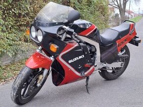 Suzuki GSX-R 1100 1986 - 2