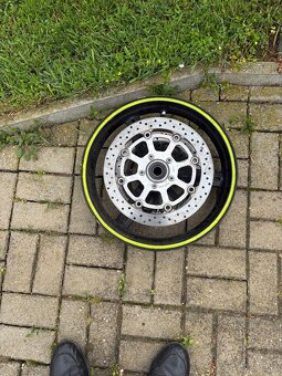 Predné koleso k1 k2 k3 gsxr600/750 - 2