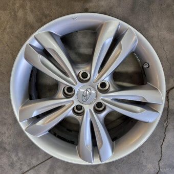 Hyundai disky 5x114,3 R17 6,5J ET45 - 2