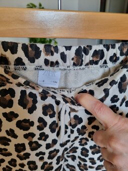 Zara zvonove leopardie tepláky velkost 134 - 2