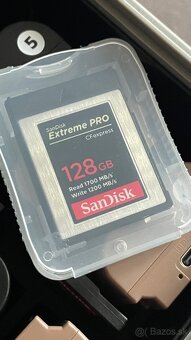 2x 128GB SD+2x 128GB CF Express karty - 2