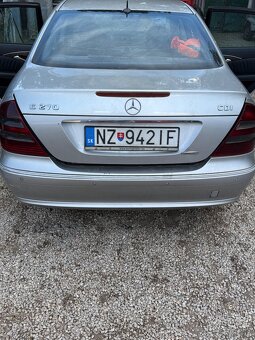 Na náhradné diely – Mercedes-Benz E 270CDI (W211) - 2