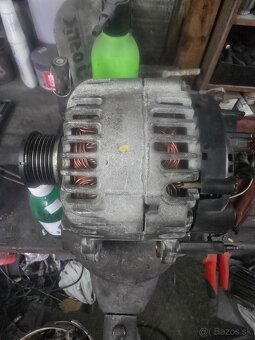 Alternátor Skoda super b2 - 2