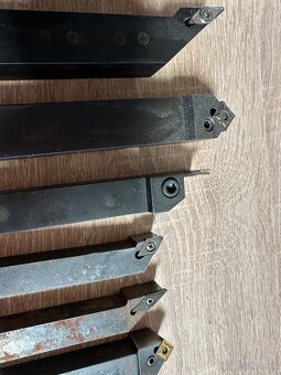 Nože - 2