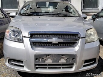 Chevrolet Aveo 1.4 2009 predám ZADNá kapota, MOTOR F14D3 - 2
