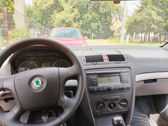 Škoda Octavia 2 - 2