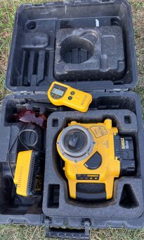 Predam Dewalt laser - 2