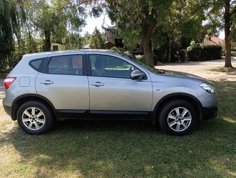 Nissan Qashqai - 2