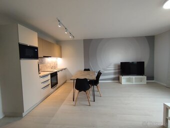 2 izbový plne zariadený byt s parkovaním, Šamorín - 2