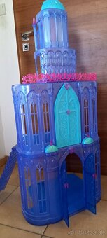 zámok Ľadové kráľovstvo - 2