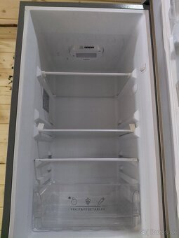 Chladnička s mrazničkou Philco PC 173 ENX - 2