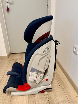Autosedačka Britax Römer KIDFIX 2 R (15–36 kg) - 2