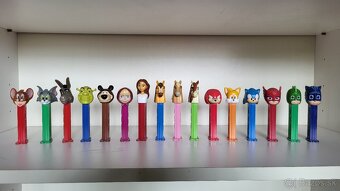 Dávkovače na cukríky PEZ - 2