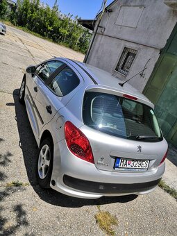 Peugeot 207 1. 4 benzín, LPG - 2