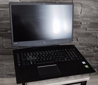 Herný notebook HP Omen 17,RTX2080 8gb,32gb RAM, Intel i7 - 2