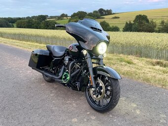 Harley Davidson STREET GLIDE - 2