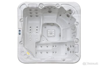 Kúpacia kaďa Vírivka/jacuzzi Santorini 210x210x88 - 2