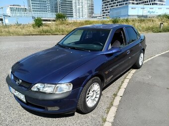 Opel Vectra B - 2