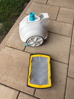 Predám bazenovy vysávač intex - 2