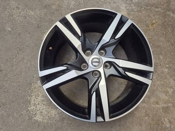 5x108 r18 ET50,5 x 7,5J elektróny originál VOLVO - 2