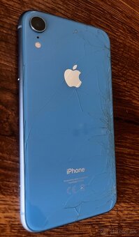 📱 Predám iPhone Xr 64 GB – dobrý stav ✅ - 2