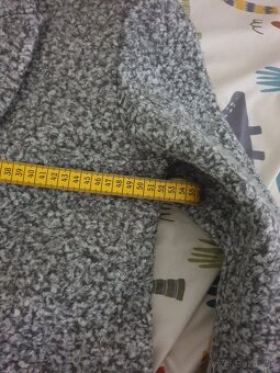 Sivý zimný podšitý kabát S - 2