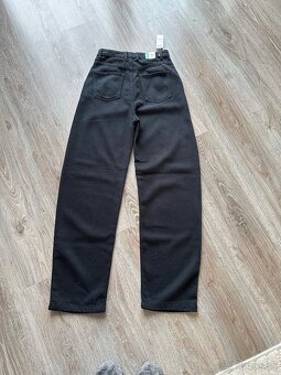 dámske nohavice Benetton veľ. 36 nové - 2