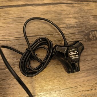 USB hub Axago hue-X3B Trinity čierny - 2