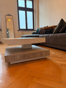 Otočný stolík na predaj - 2