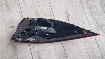 Svetlo zadne lave MERCEDES GLE W167 - 2