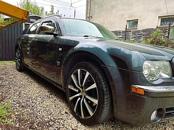 Chrysler 300C - 2