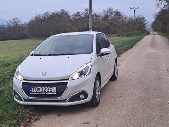 Peugeot 208 - 2