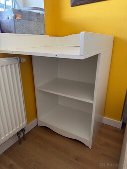 Prebalovaci pult s podlozkou ikea - 2